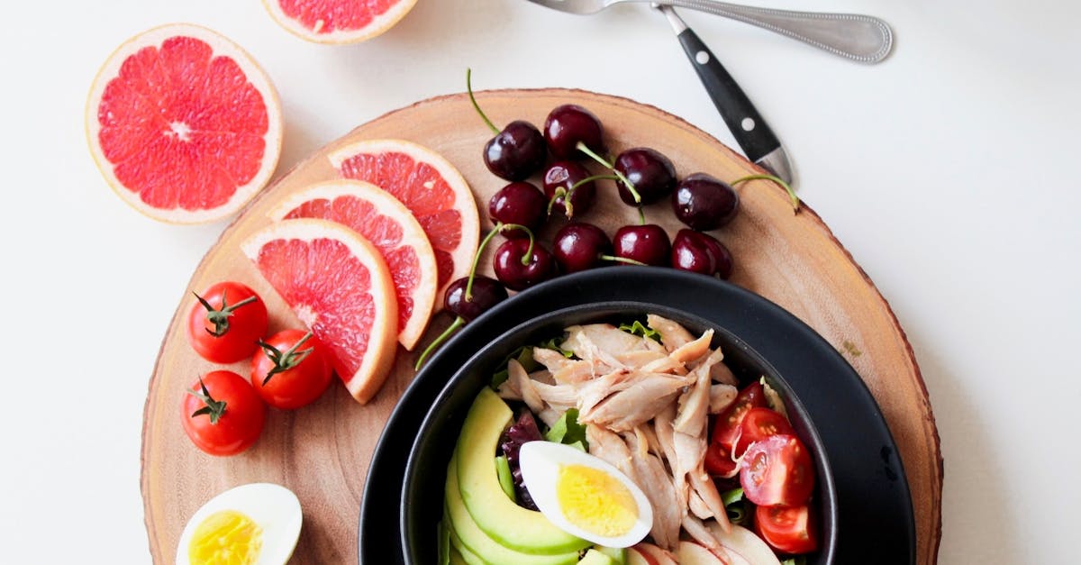 découvrez les bienfaits d'une alimentation équilibrée pour votre santé. apprenez à intégrer des protéines, des glucides, des lipides, des vitamines et des minéraux dans votre quotidien afin d'optimiser votre bien-être et votre vitalité.